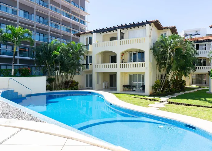 Luna Maya 1 Condo