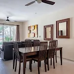 Luna Maya 1 Condo