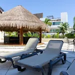 Luna Maya 1 Condo